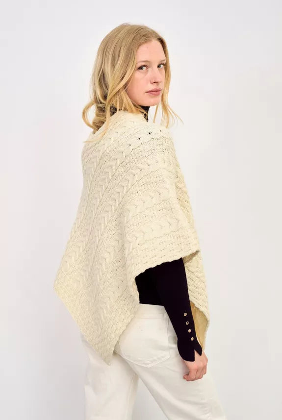 Glencar poncho van merinowol wit